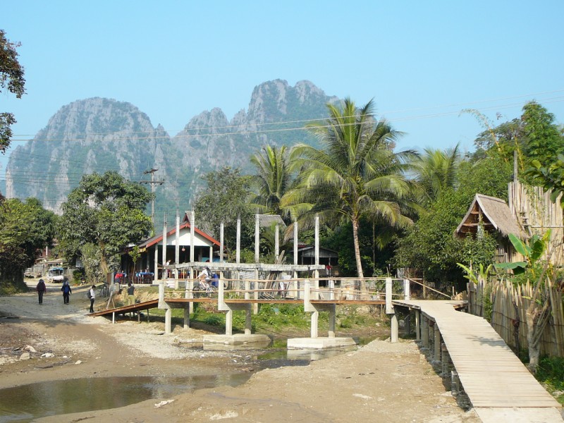 VANG VIENG 8 [800x600]