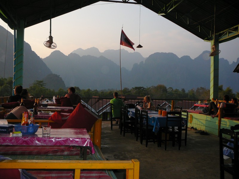 VANG VIENG 45 [800x600]