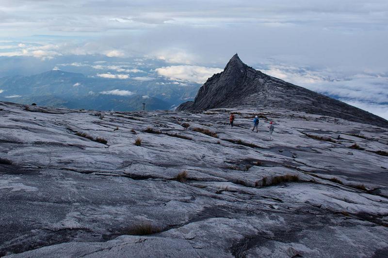 Mt.Kinabalu ok (1) [800x600]