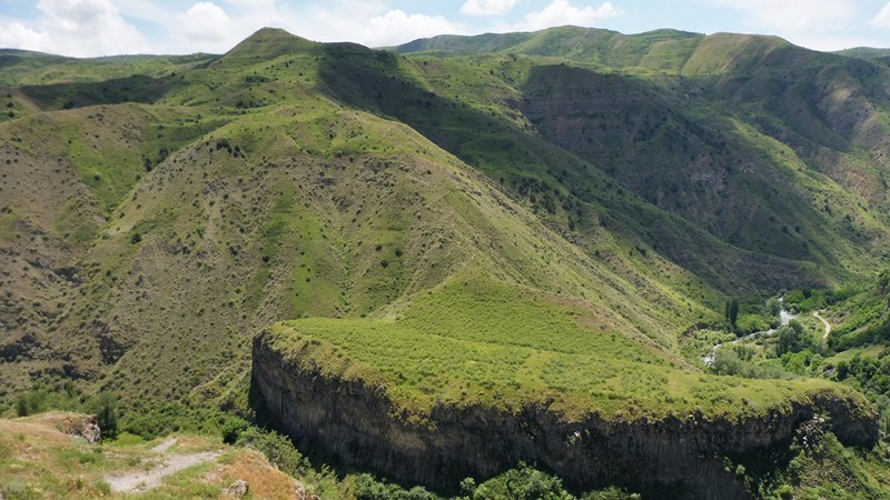 GARNI GEGHARD (39) [800x600]