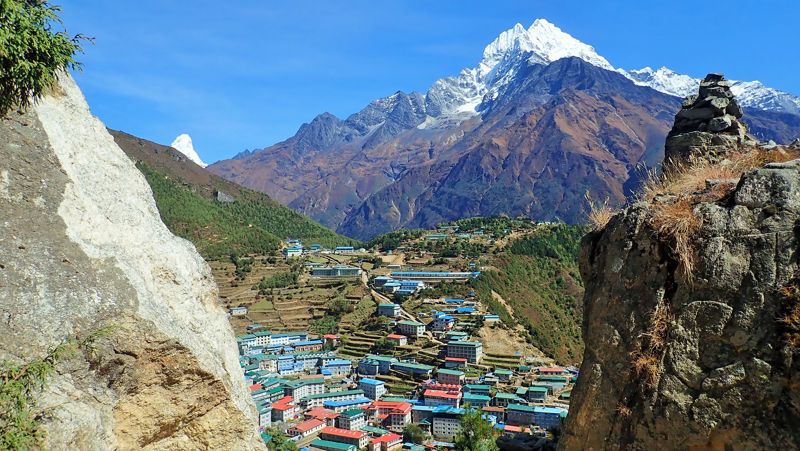 NAMCHE A OKOLÍ (5)