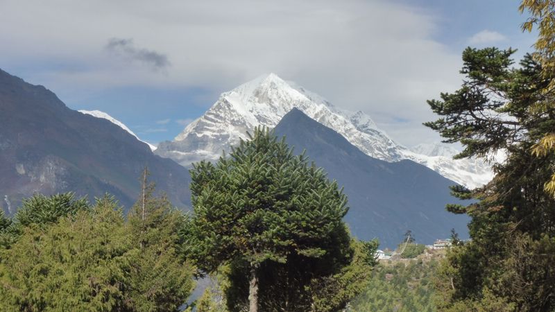 NAMCHE A OKOLÍ (37)