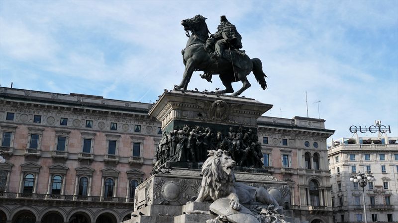 PIAZZA DEL DUOMO 1